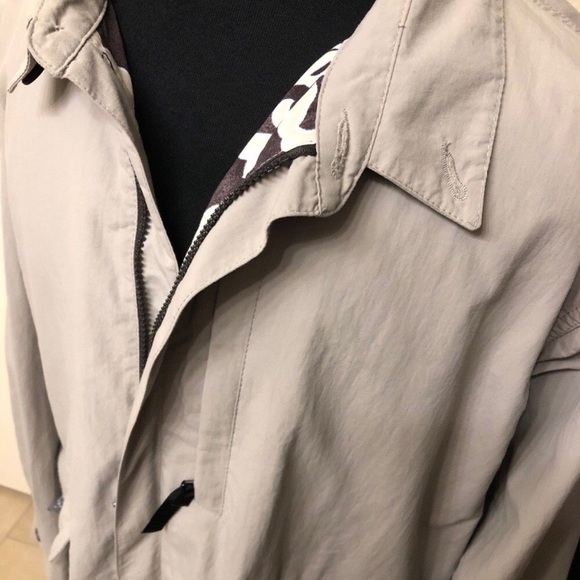 Patagonia Rain Jacket - Tan Windbreaker